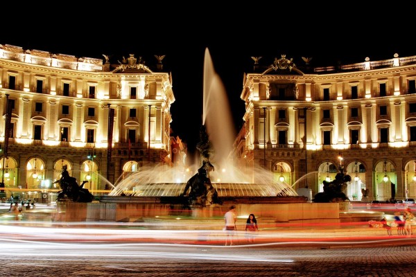 13 -Piazza_della_repubblica_hdr