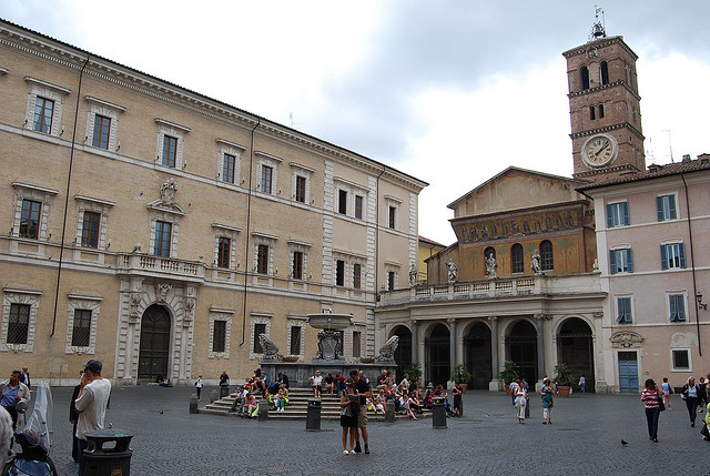 25 basilica_di_santa_maria_in_trastevere_003