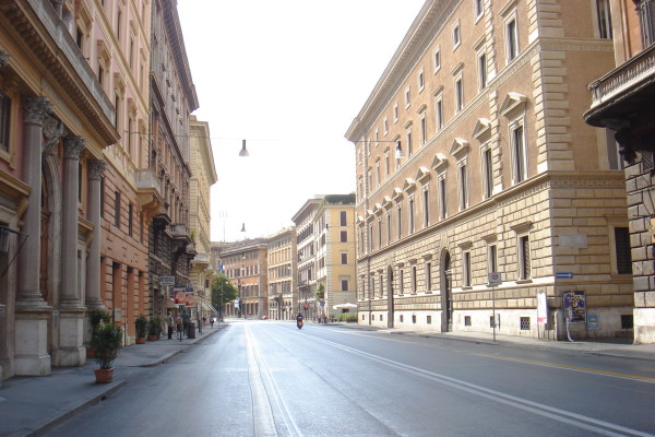 Ponte_-_corso_Vittorio_a_ferragosto_00799